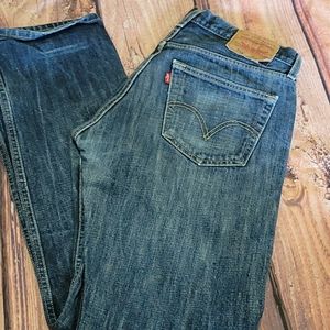 Levi's original 501 straight leg botton-fly